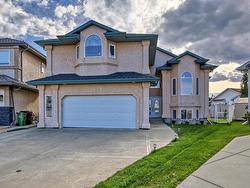 16606 75A Street NW  Edmonton, AB T5Z 3W2