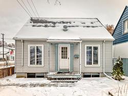 11447 92 Street  Edmonton, AB T5G 0Z6