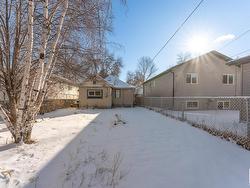 12048 92 Street NW  Edmonton, AB T5G 1A9