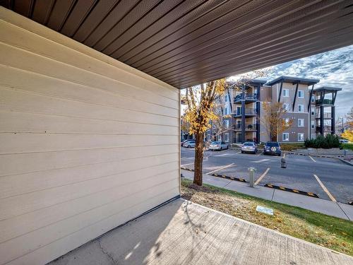 107 534 Watt Boulevard Sw, Edmonton, AB - Outdoor