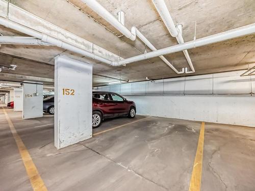 107 534 Watt Boulevard Sw, Edmonton, AB - Indoor Photo Showing Garage