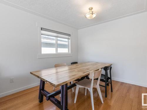 9527 57 Street, Edmonton, AB - Indoor Photo Showing Dining Room