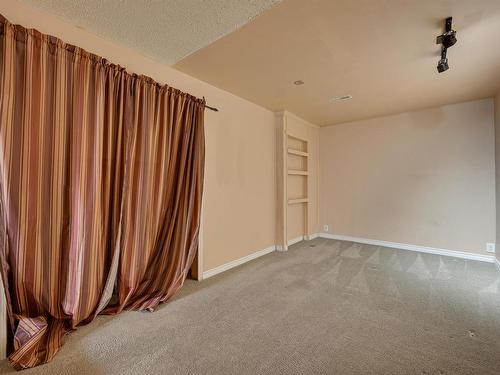 6911 152B Avenue, Edmonton, AB - Indoor Photo Showing Other Room