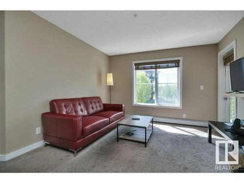 205 534 Watt Boulevard, Edmonton, AB - Indoor Photo Showing Living Room