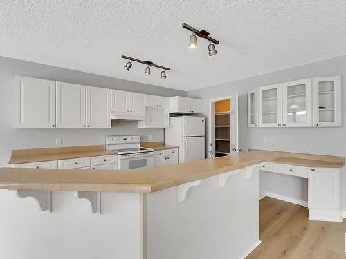 3771 23 Street, Edmonton, AB - Indoor Photo Showing Kitchen