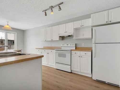 3771 23 Street, Edmonton, AB - Indoor Photo Showing Kitchen