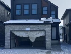 7078 Kiviaq Crescent  Edmonton, AB T6W 5R3