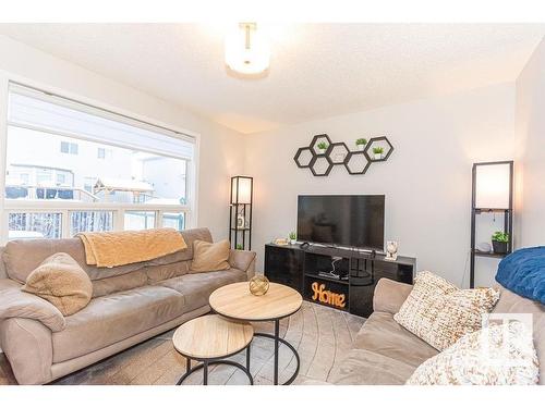 4848 148 Avenue, Edmonton, AB - Indoor Photo Showing Living Room