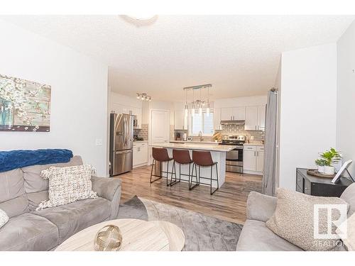 4848 148 Avenue, Edmonton, AB - Indoor Photo Showing Living Room