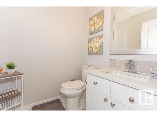 4848 148 Avenue, Edmonton, AB - Indoor Photo Showing Bathroom