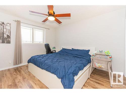 4848 148 Avenue, Edmonton, AB - Indoor Photo Showing Bedroom