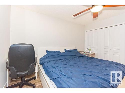 4848 148 Avenue, Edmonton, AB - Indoor Photo Showing Bedroom