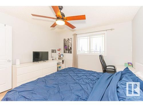 4848 148 Avenue, Edmonton, AB - Indoor Photo Showing Bedroom