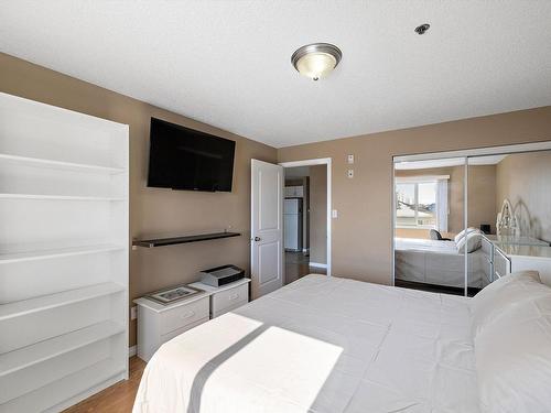 332 2305 35A Avenue, Edmonton, AB - Indoor Photo Showing Bedroom