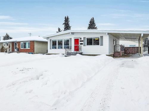 6824 94B Avenue, Edmonton, AB - Outdoor With Facade