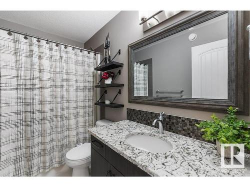 3414 Parker Loop, Edmonton, AB - Indoor Photo Showing Bathroom