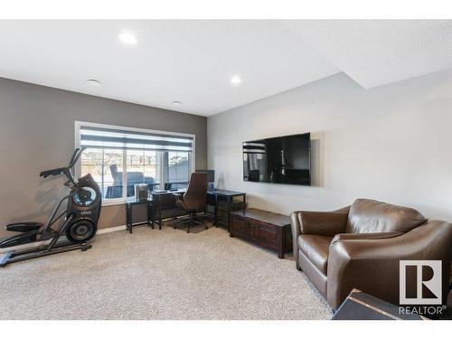 3414 Parker Loop, Edmonton, AB - Indoor