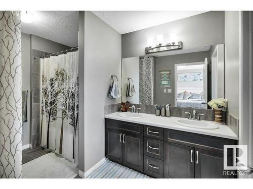 5316 22 Avenue, Edmonton, AB - Indoor Photo Showing Bathroom