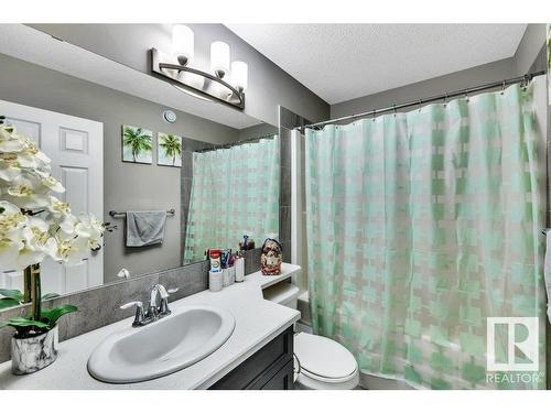 5316 22 Avenue, Edmonton, AB - Indoor Photo Showing Bathroom