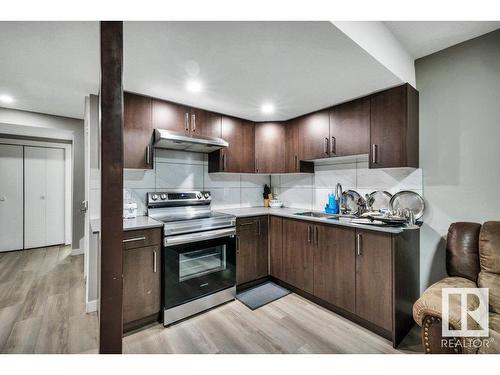 5316 22 Avenue, Edmonton, AB - Indoor Photo Showing Kitchen