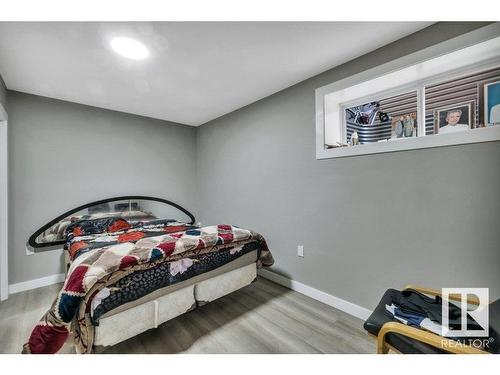 5316 22 Avenue, Edmonton, AB - Indoor Photo Showing Bedroom