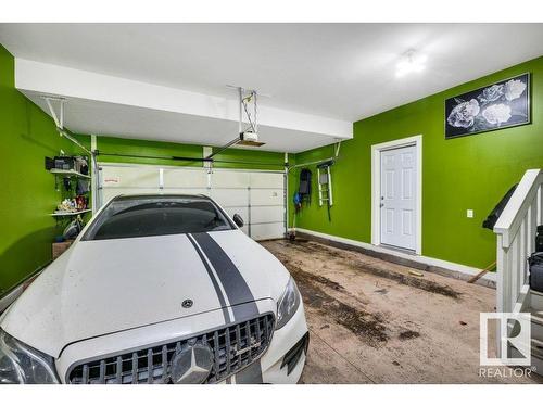 5316 22 Avenue, Edmonton, AB - Indoor Photo Showing Garage