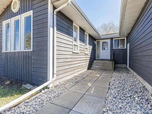 16723 98 Street, Edmonton, AB - Outdoor With Exterior