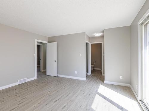 16723 98 Street, Edmonton, AB - Indoor Photo Showing Other Room