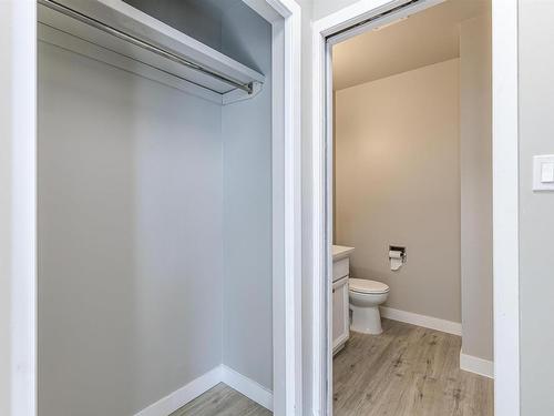 16723 98 Street, Edmonton, AB - Indoor Photo Showing Bathroom