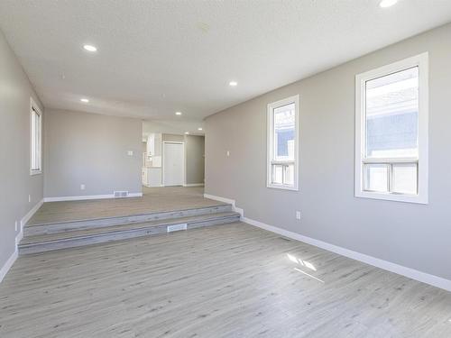 16723 98 Street, Edmonton, AB - Indoor Photo Showing Other Room