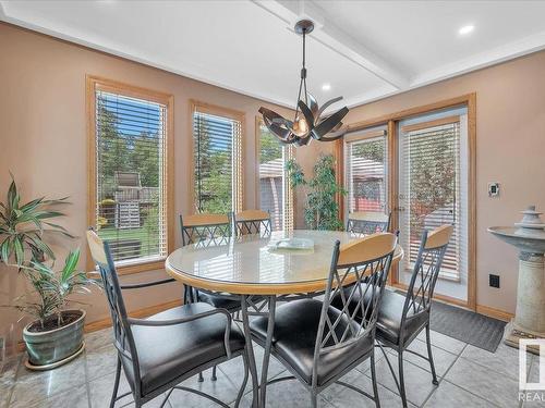 19 Rhatigan Road E, Edmonton, AB - Indoor Photo Showing Dining Room