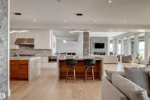 B 25056 Twp Road 492, Rural Leduc County, AB - Indoor Photo Showing Kitchen