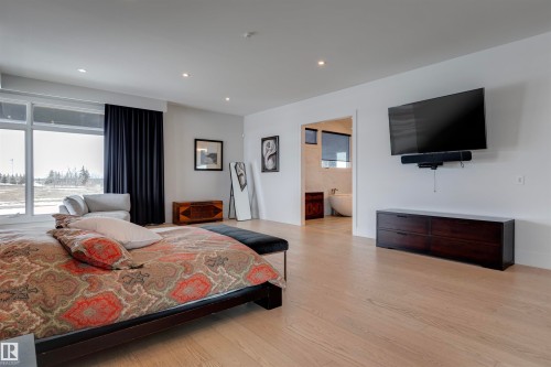 B 25056 Twp Road 492, Rural Leduc County, AB - Indoor Photo Showing Bedroom