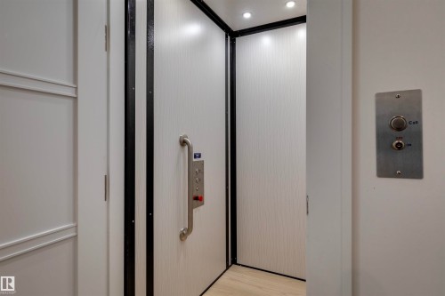 B 25056 Twp Road 492, Rural Leduc County, AB - Indoor Photo Showing Other Room