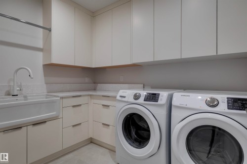 B 25056 Twp Road 492, Rural Leduc County, AB - Indoor Photo Showing Laundry Room