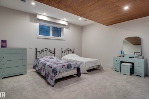 B 25056 Twp Road 492, Rural Leduc County, AB - Indoor Photo Showing Bedroom