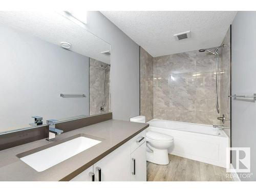 12116 80 Street, Edmonton, AB - Indoor Photo Showing Bathroom