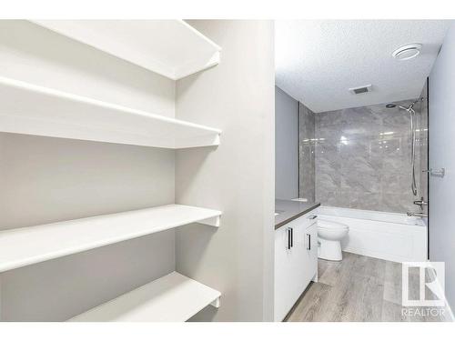 12116 80 Street, Edmonton, AB - Indoor Photo Showing Bathroom