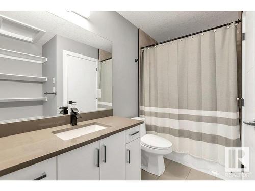 12116 80 Street, Edmonton, AB - Indoor Photo Showing Bathroom