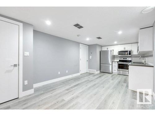 12116 80 Street, Edmonton, AB - Indoor Photo Showing Kitchen