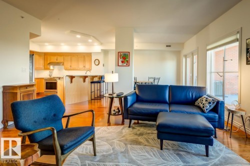 604 10108 125 Street, Edmonton, AB - Indoor Photo Showing Living Room