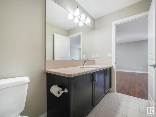 5911 168 Avenue, Edmonton, AB - Indoor Photo Showing Bathroom