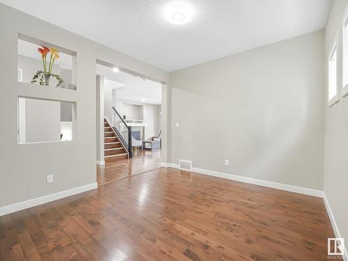 5911 168 Avenue, Edmonton, AB - Indoor Photo Showing Other Room