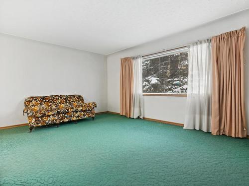 7704 97 Avenue, Edmonton, AB - Indoor Photo Showing Other Room