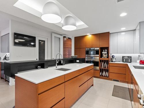 9739 145 Street, Edmonton, AB - Indoor Photo Showing Kitchen