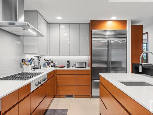 9739 145 Street, Edmonton, AB - Indoor Photo Showing Kitchen