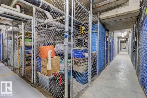 417 4450 Mccrae Avenue, Edmonton, AB - Indoor With Storage