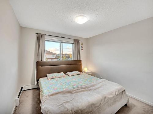 219 5515 7 Avenue, Edmonton, AB - Indoor Photo Showing Bedroom