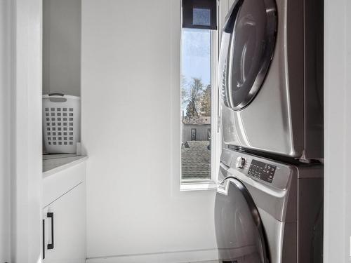 11571 80 Avenue, Edmonton, AB - Indoor Photo Showing Laundry Room