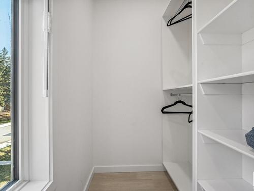 11571 80 Avenue, Edmonton, AB - Indoor With Storage